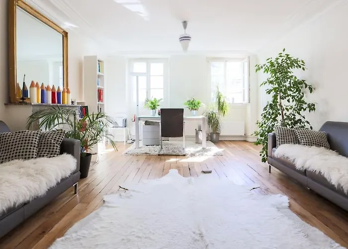 And Parisian Style - 3 Bedrooms