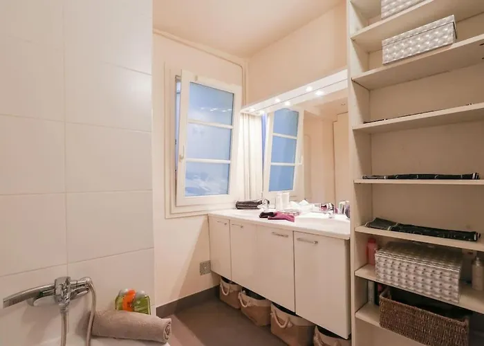 And Parisian Style - 3 Bedrooms