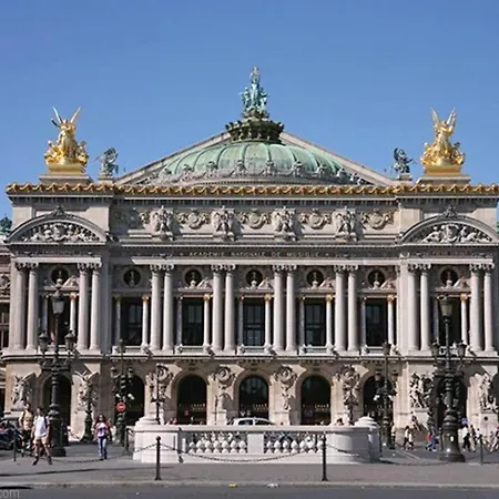 And Parisian Style - 3 Bedrooms *